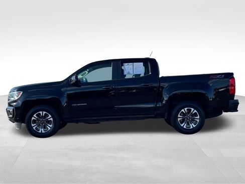 Used 2022 Chevrolet Colorado Z71 AWD/4WD image 4