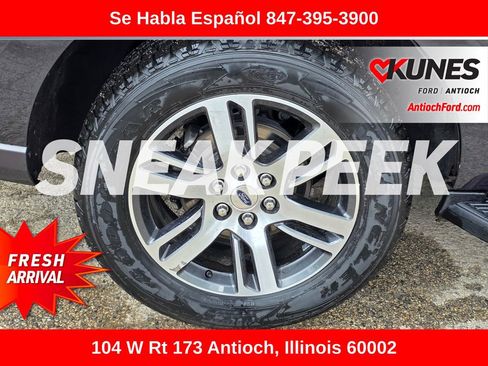 Used 2024 Ford Expedition Limited AWD/4WD image 12