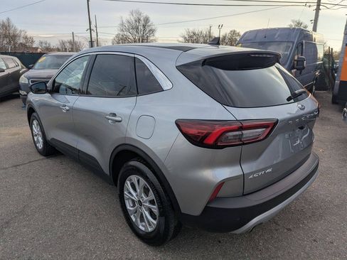 Used 2023 Ford Escape Active w/ Tech Pack #1 AWD/4WD image 5