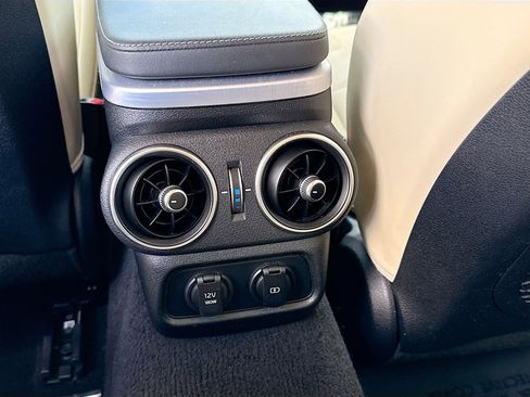 Used 2023 Kia Stinger GT2 image 20