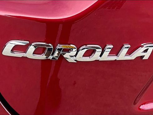Used 2026 Toyota Corolla LE FWD image 29