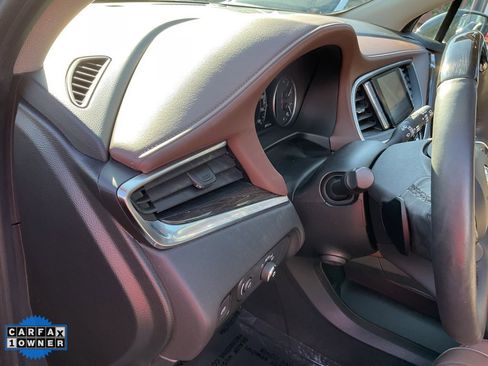 Used 2020 Buick Enclave Avenir w/ Avenir Technology Package image 20