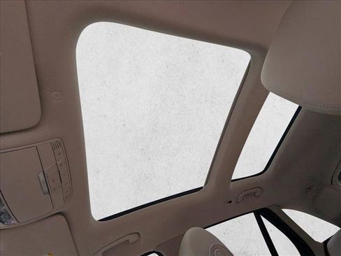 Used 2021 Mercedes-Benz GLC 300 image 13