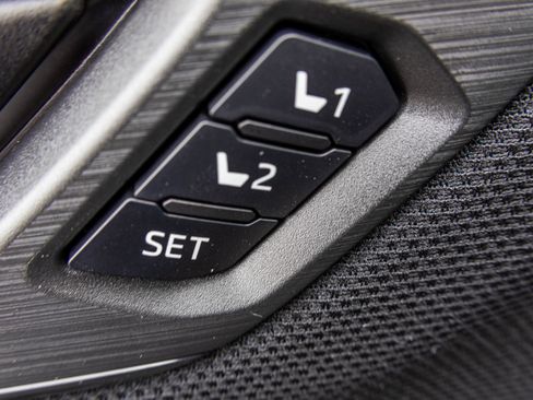 New 2026 Subaru Outback Limited XT image 36