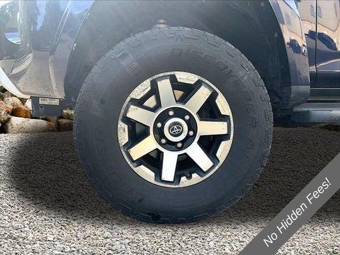 Used 2017 Toyota 4Runner TRD Off-Road Premium AWD/4WD image 9