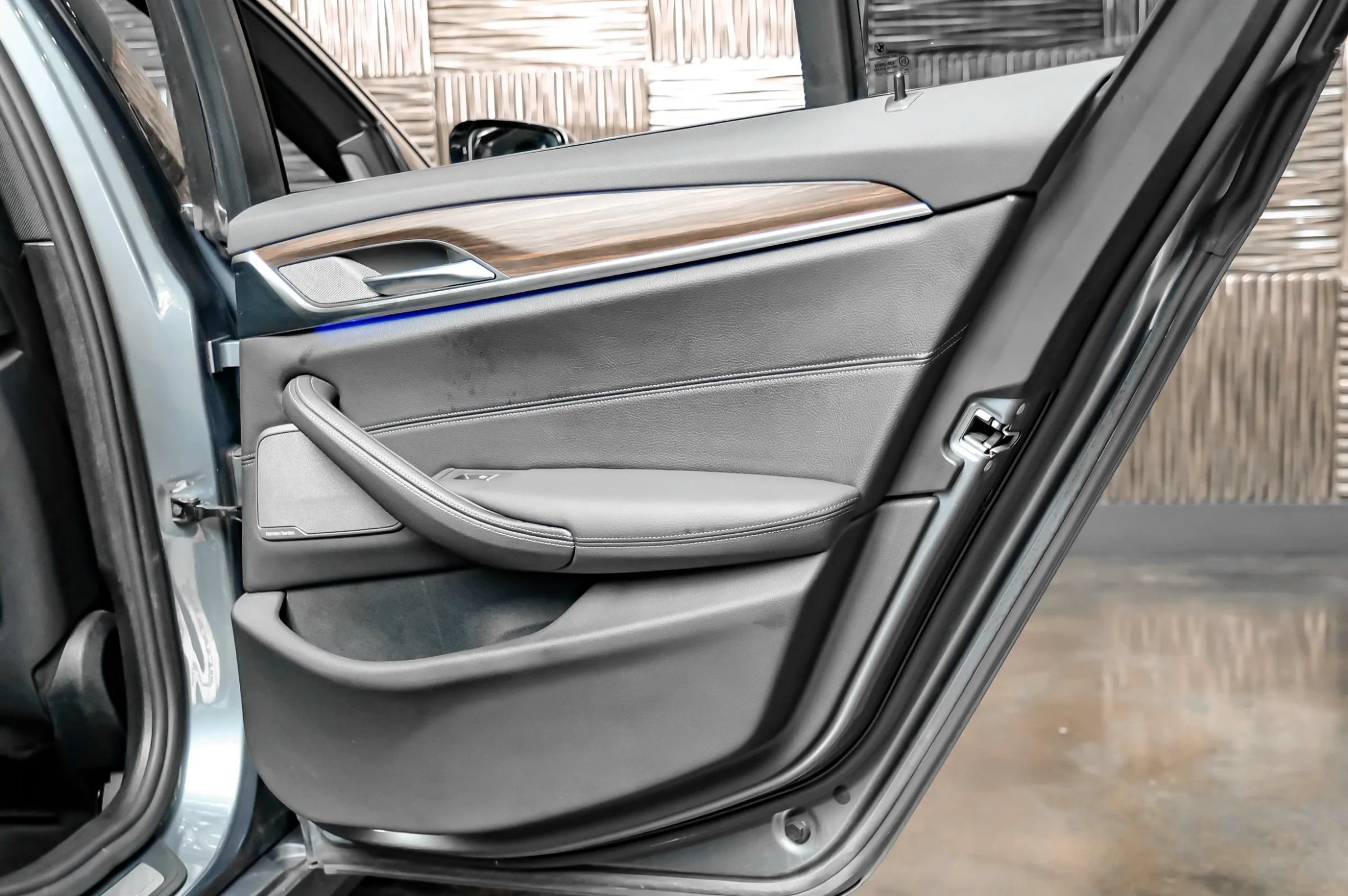 Used 2019 BMW 540i xDrive AWD/4WD image 47