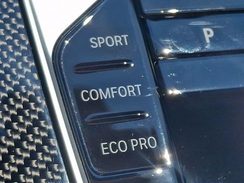 Used 2026 BMW X7 M60i AWD/4WD image 26