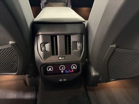 Used 2025 BMW X3 xDrive30i w/ Premium Package image 24