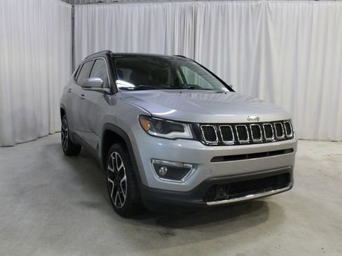 Used 2021 Jeep Compass Limited w/ Sun and Sound Group AWD/4WD image 39