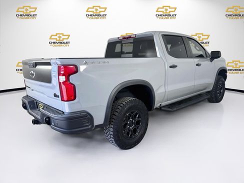 Used 2024 Chevrolet Silverado 1500 ZR2 w/ ZR2 Bison Edition AWD/4WD image 8