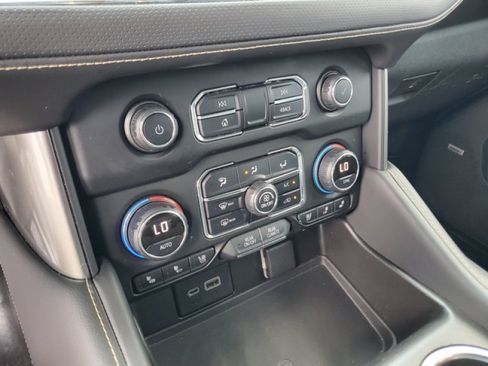 Used 2021 Chevrolet Tahoe Premier RWD image 24