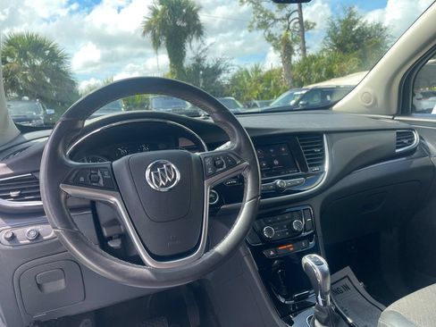 Used 2022 Buick Encore Preferred FWD image 14