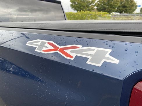 Used 2021 Chevrolet Silverado 1500 Custom image 8