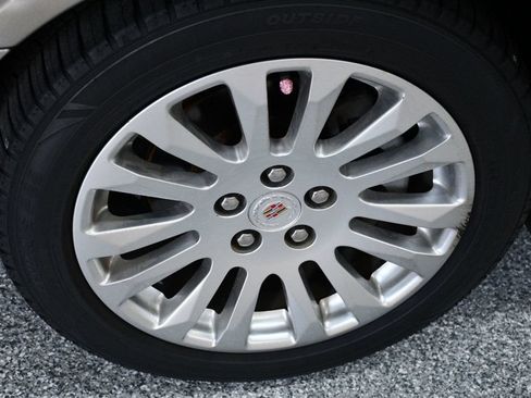 Used 2011 Cadillac CTS Performance RWD image 17