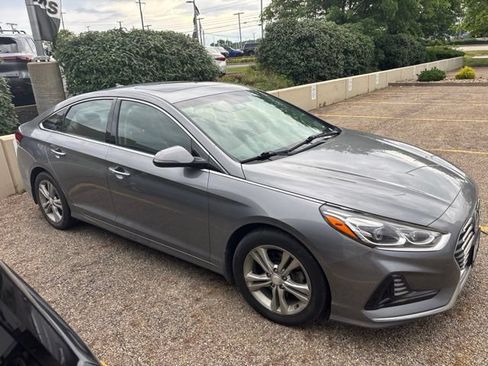 Used 2018 Hyundai Sonata Limited FWD image 4