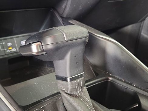 Certified 2025 Kia Sorento LX image 20