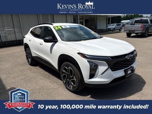 Used 2024 Chevrolet Trax RS FWD image 4