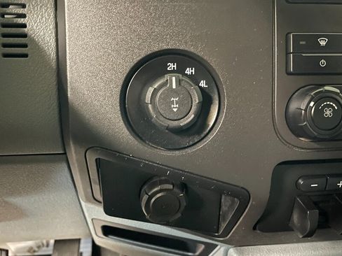 Used 2013 Ford F250 XL w/ PWR Equipment Group image 13