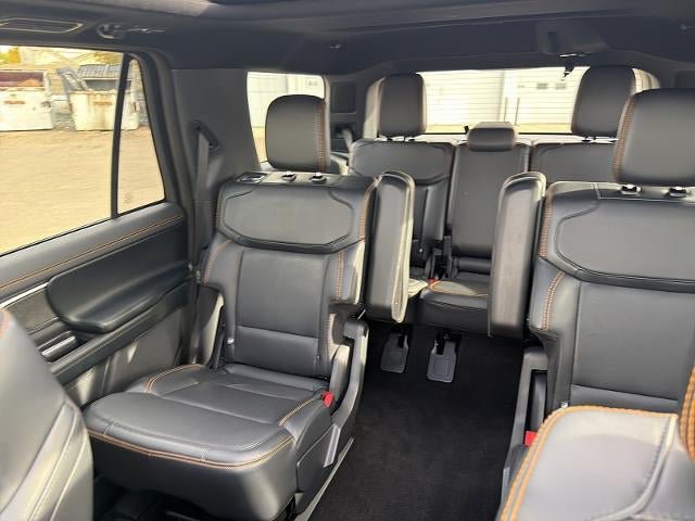 Used 2025 Ford Expedition Tremor AWD/4WD image 37