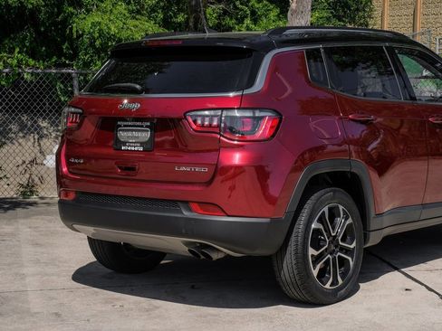 Used 2022 Jeep Compass Limited image 16
