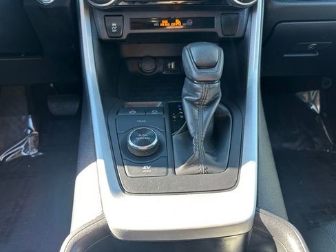 Certified 2025 Toyota RAV4 XLE AWD/4WD image 30