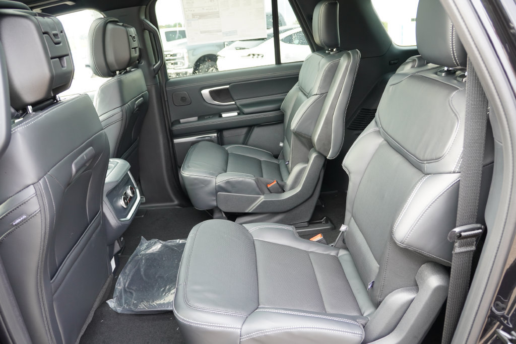 New 2027 Ford Expedition Max Platinum w/ Stealth Appearance Package AWD/4WD image 11