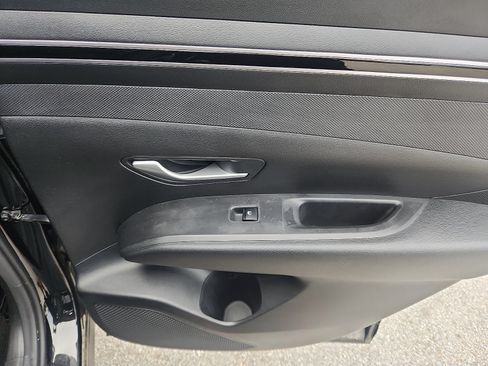 Certified 2023 Hyundai Tucson SEL AWD/4WD image 31