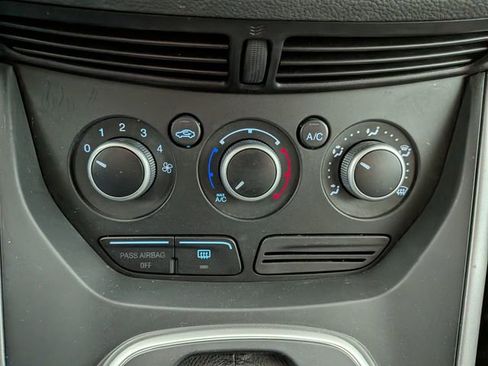 Used 2014 Ford Escape SE image 19