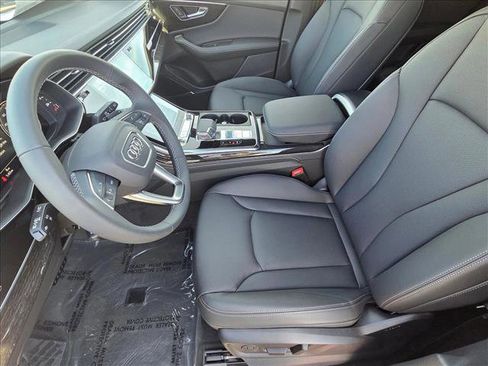 New 2026 Audi Q8 Premium Plus AWD/4WD image 4