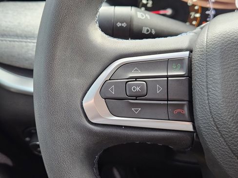 Used 2022 Jeep Compass Latitude image 26