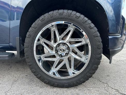 Used 2019 Chevrolet Silverado 1500 High Country image 13