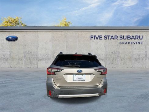 Used 2020 Subaru Outback Limited image 7