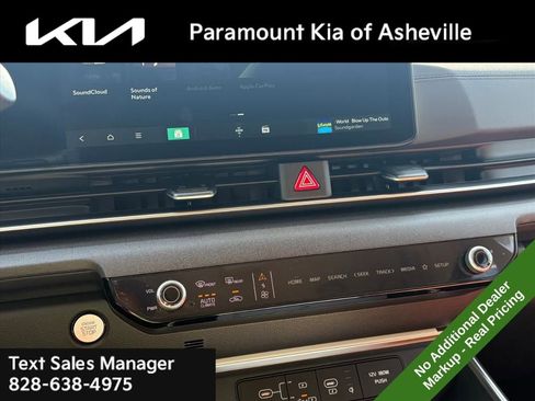 New 2026 Kia Carnival EX FWD image 12