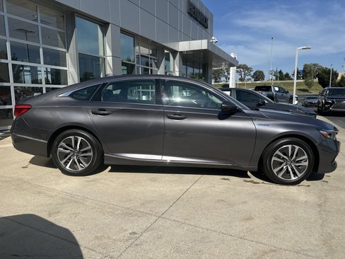 Used 2021 Honda Accord EX-L image 10