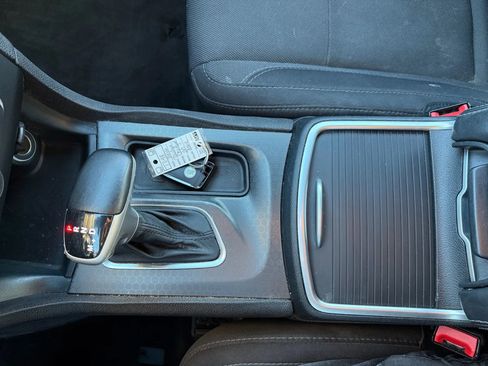 Used 2016 Dodge Charger SXT image 20
