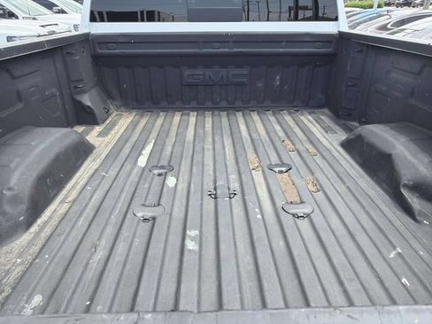 Used 2025 GMC Sierra 2500 AT4 w/ AT4 Premium Plus Package AWD/4WD image 10