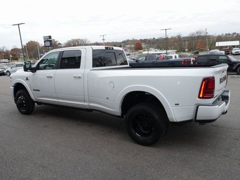 New 2026 RAM 3500 Limited AWD/4WD image 12