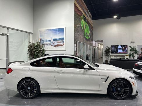 Used 2015 BMW M4 Coupe RWD image 22
