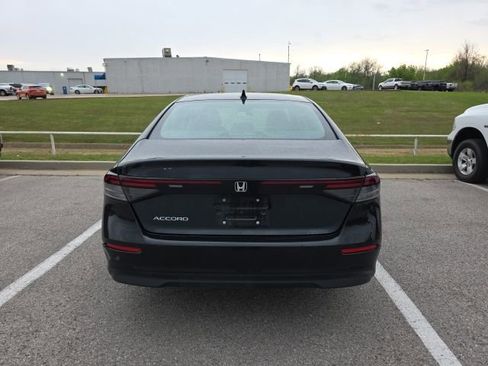 Used 2024 Honda Accord EX image 4