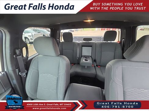 Used 2026 RAM 2500 Big Horn AWD/4WD image 25