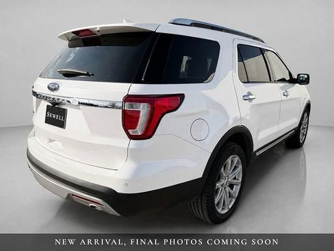 Used 2017 Ford Explorer Limited FWD image 4