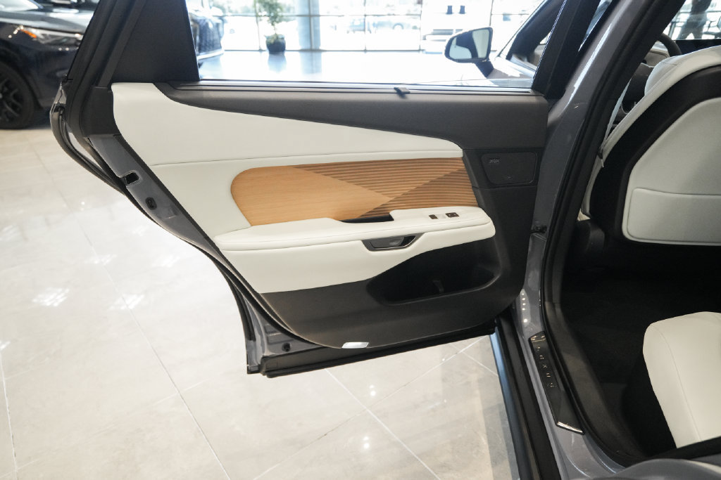 New 2026 Lexus ES 350e w/ Accessory Package (Z1) FWD image 12