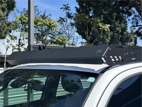 Used 2018 Toyota Tacoma TRD Off-Road w/ Technology Package image 32