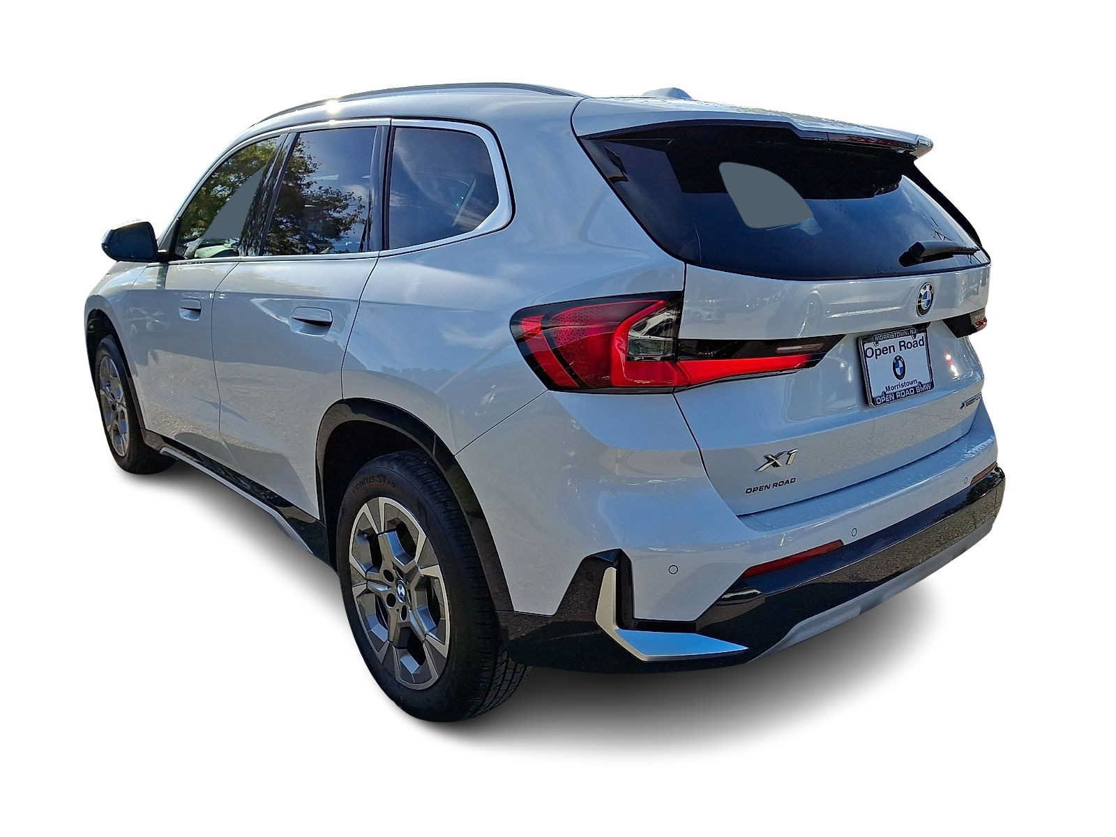 Used 2026 BMW X1 xDrive28i w/ Technology Package AWD/4WD image 4