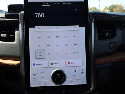 Used 2024 Ford Expedition Platinum image 21