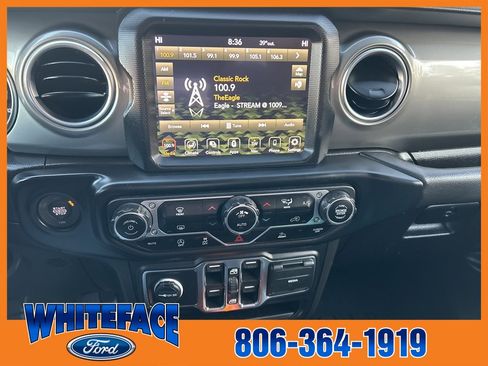Used 2023 Jeep Gladiator Overland image 23