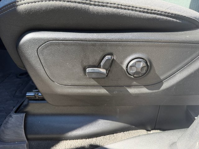 Used 2020 RAM 1500 Big Horn AWD/4WD image 7