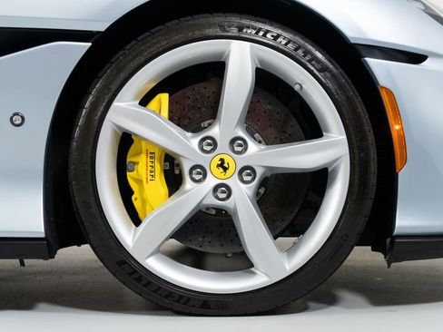 Used 2022 Ferrari Portofino M RWD image 22