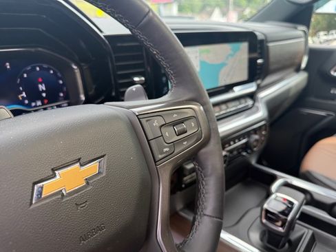 Used 2024 Chevrolet Silverado 1500 High Country AWD/4WD image 20