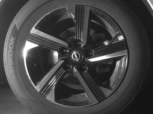 Used 2025 Nissan Sentra SV FWD image 13